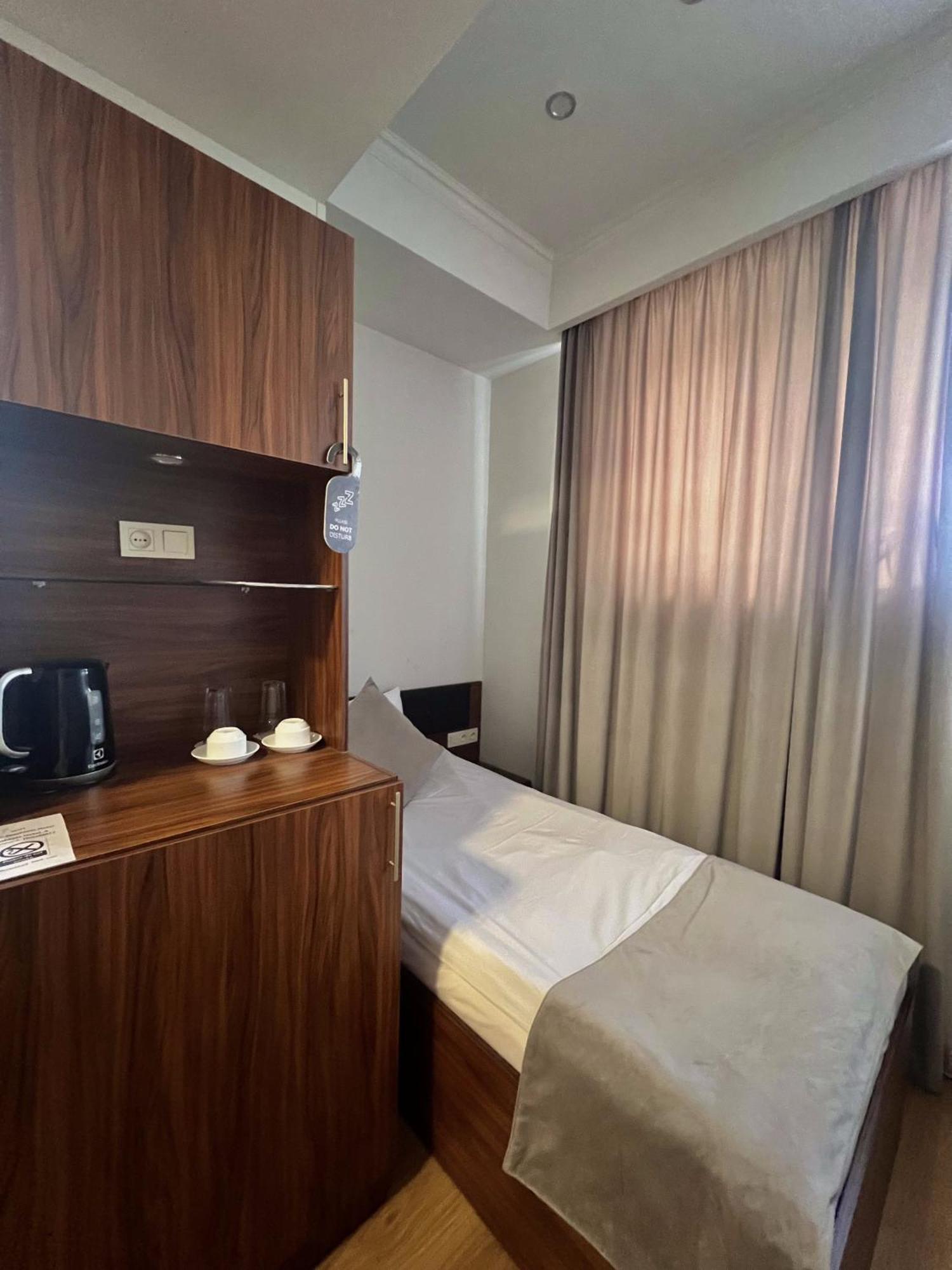 Mashtots Hotel Yerevan Luaran gambar