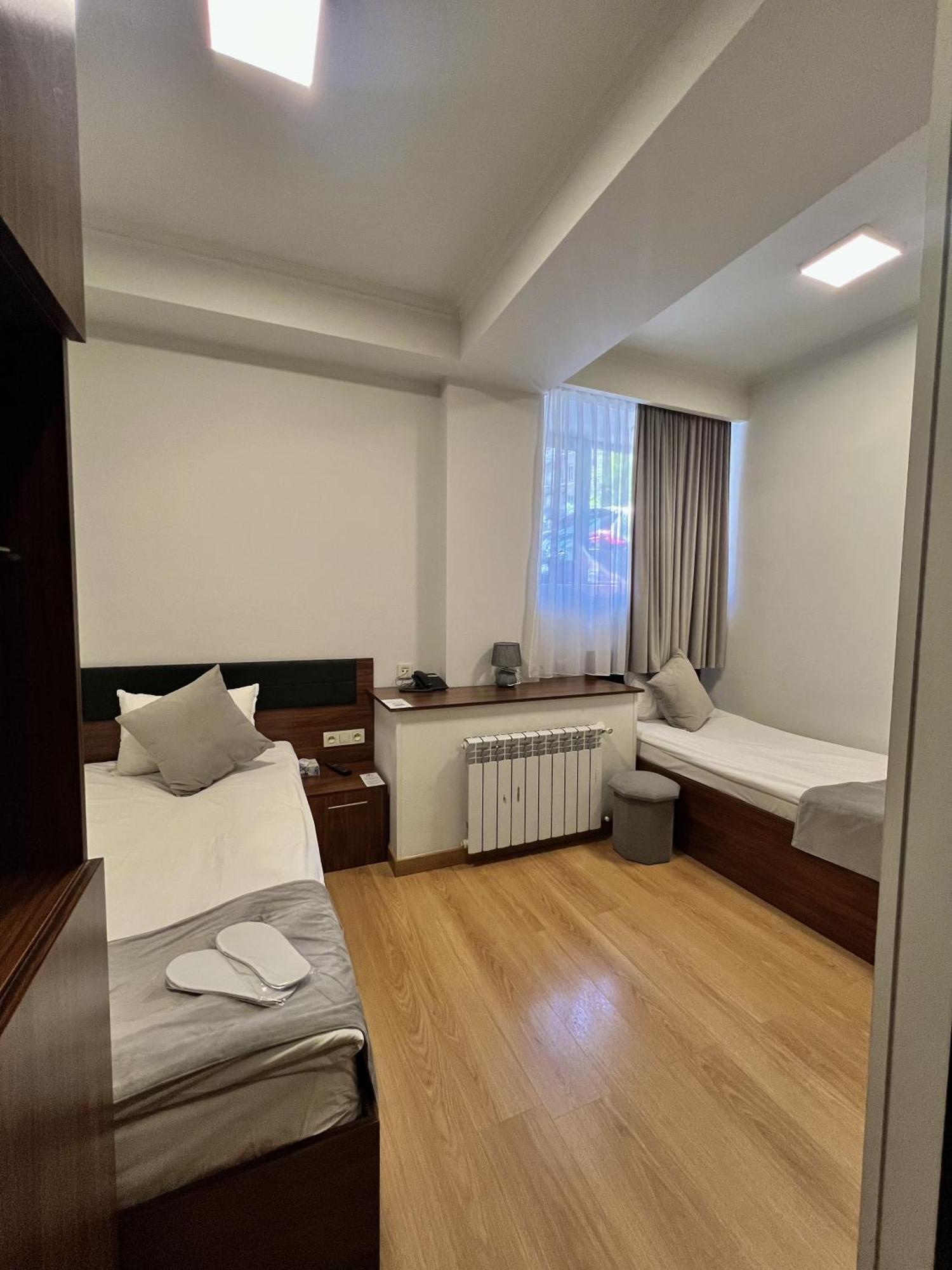 Mashtots Hotel Yerevan Luaran gambar