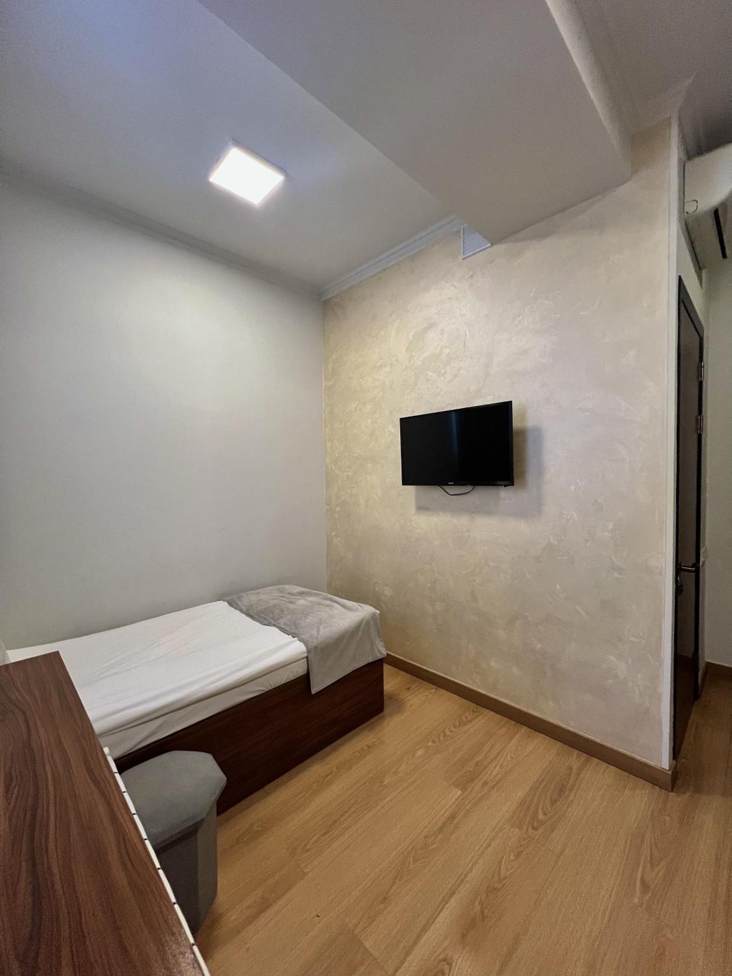 Mashtots Hotel Yerevan Luaran gambar