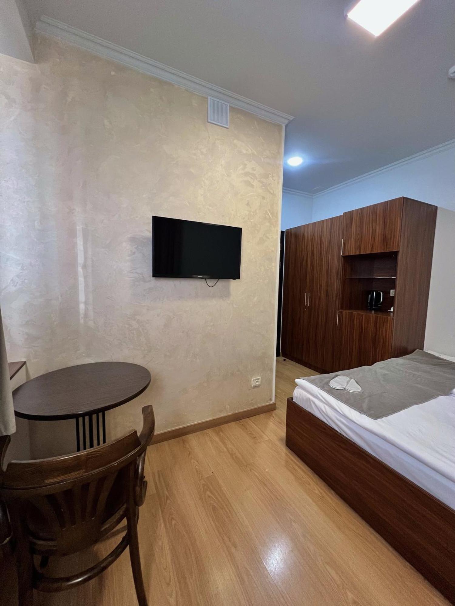 Mashtots Hotel Yerevan Luaran gambar