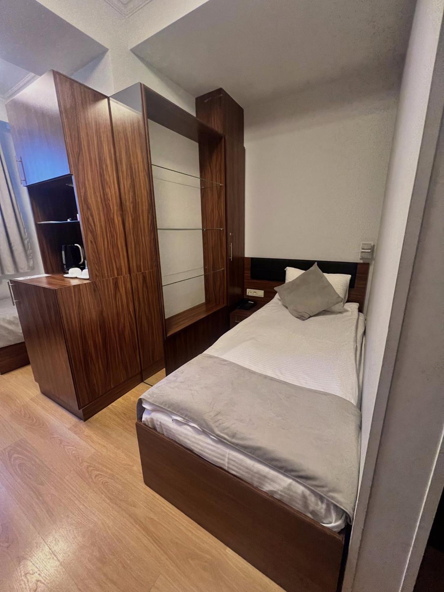 Mashtots Hotel Yerevan Luaran gambar